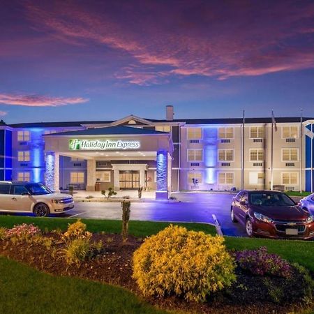 Holiday Inn Express - Plymouth By Ihg Bagian luar foto