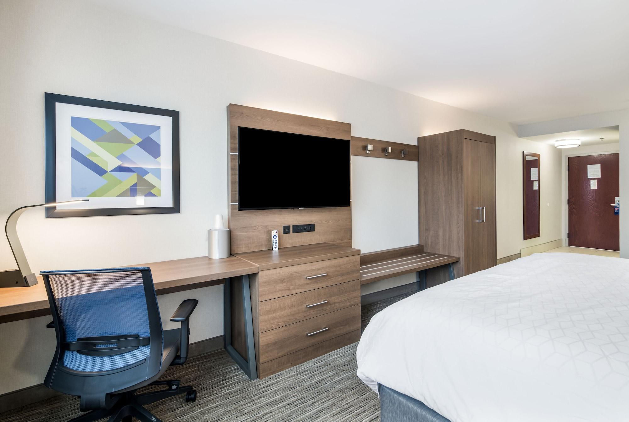 Holiday Inn Express - Plymouth By Ihg Bagian luar foto