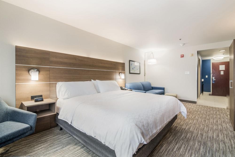 Holiday Inn Express - Plymouth By Ihg Bagian luar foto