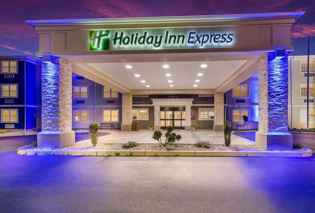 Holiday Inn Express - Plymouth By Ihg Bagian luar foto