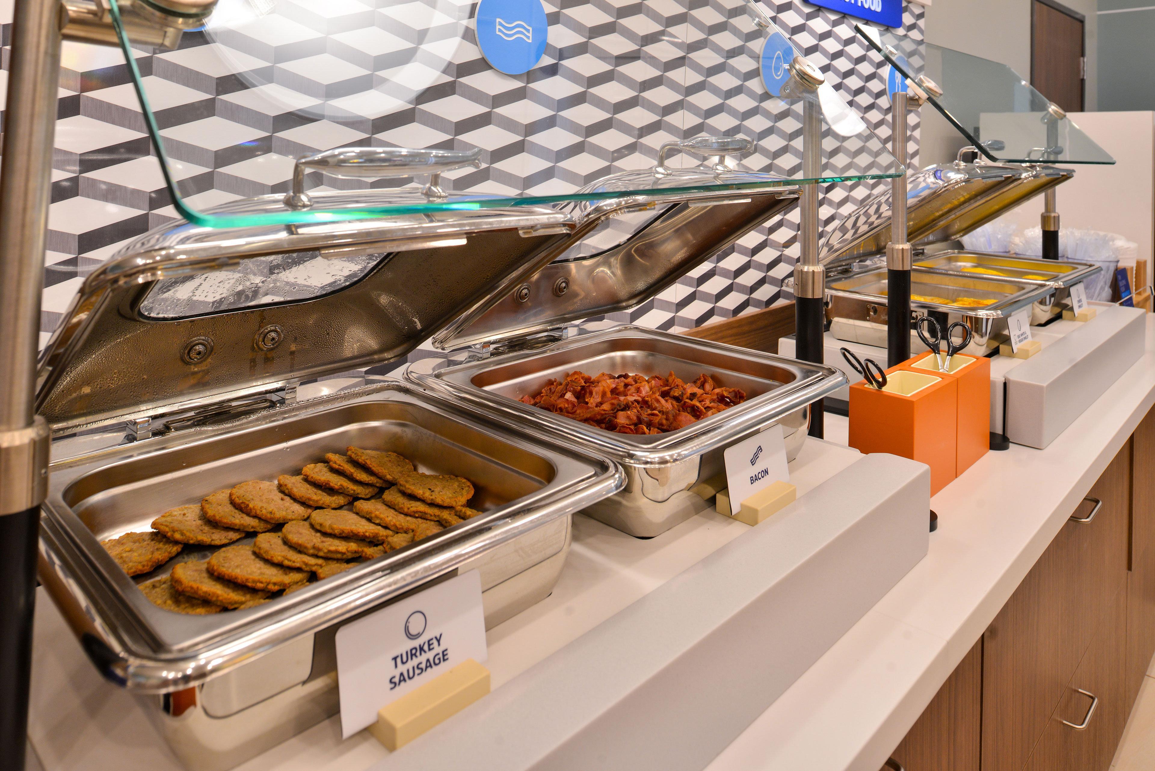 Holiday Inn Express - Plymouth By Ihg Bagian luar foto