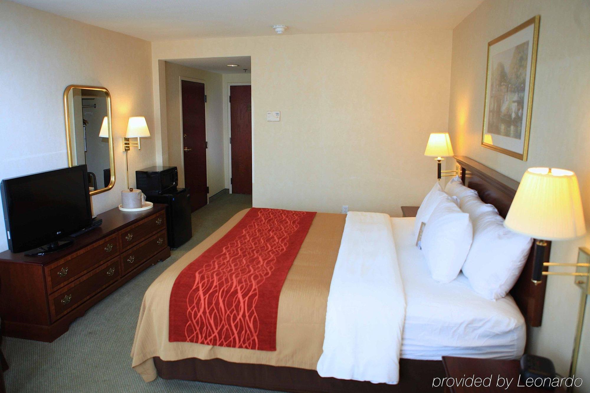 Holiday Inn Express - Plymouth By Ihg Bagian luar foto