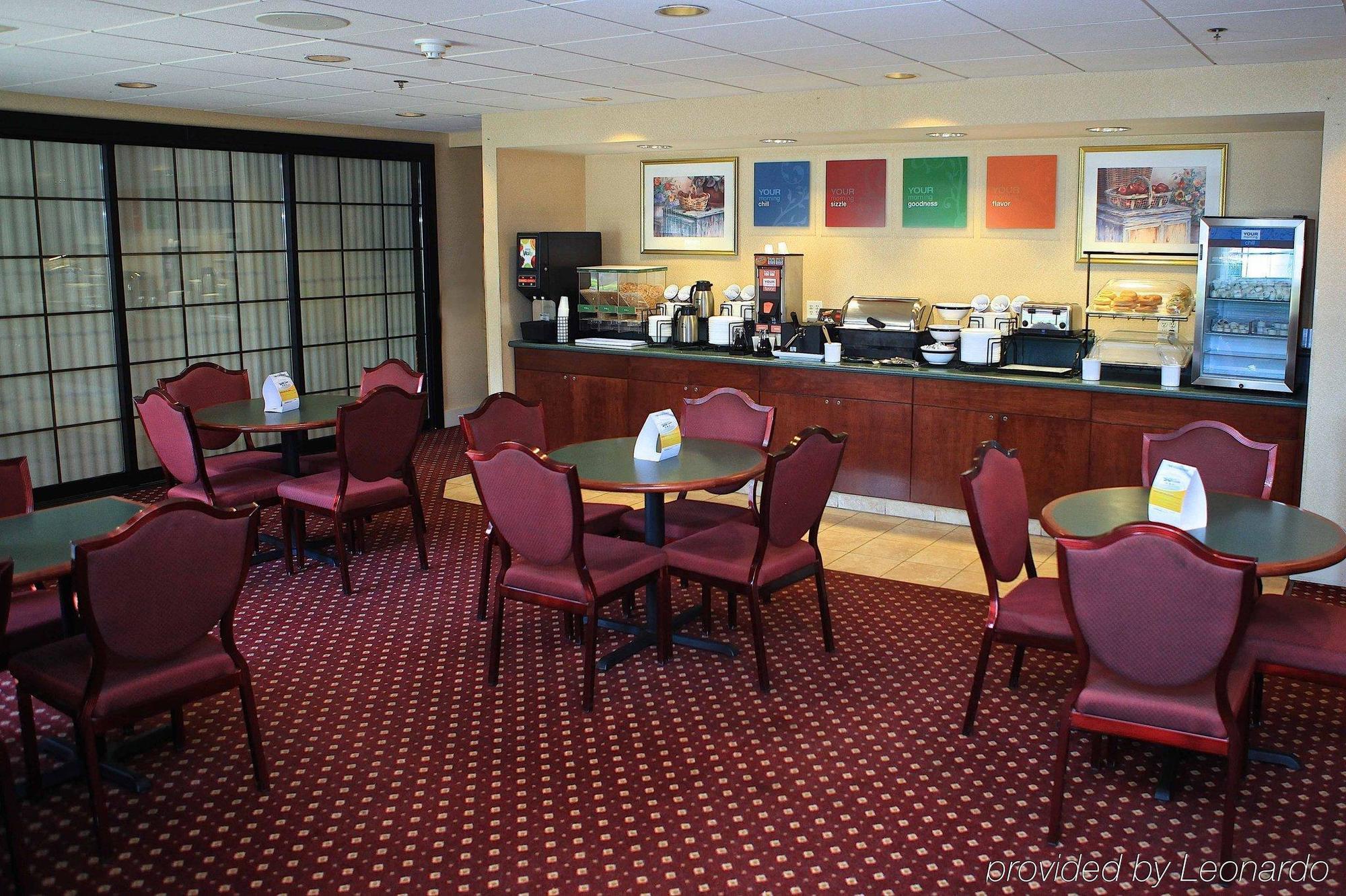 Holiday Inn Express - Plymouth By Ihg Bagian luar foto