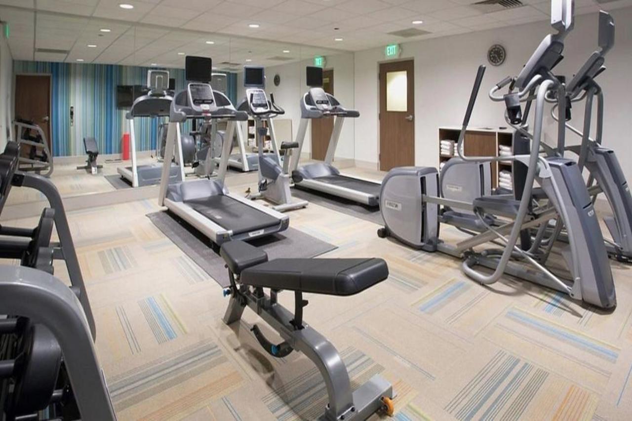 Holiday Inn Express - Plymouth By Ihg Bagian luar foto